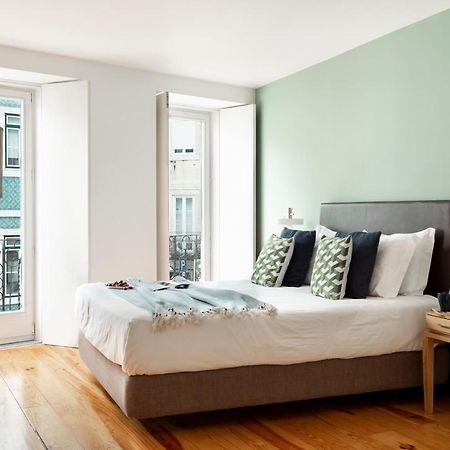 Altido Stylish 5Br Apt With Big Terrace In Principe Real Лиссабон Экстерьер фото