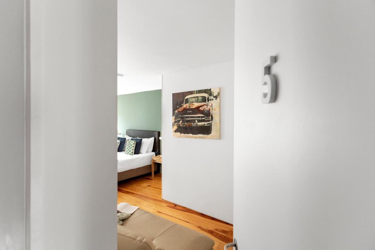 Altido Stylish 5Br Apt With Big Terrace In Principe Real Лиссабон Экстерьер фото